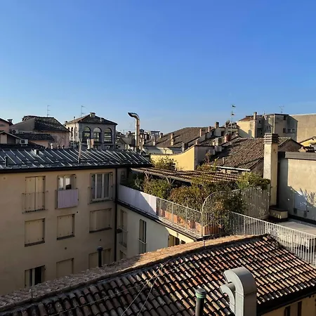 Guest house La Galleria Parma